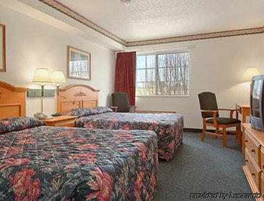 Hunter Lodge Ripley Room photo
